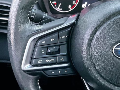 Used 2024 Subaru Outback Premium image 11