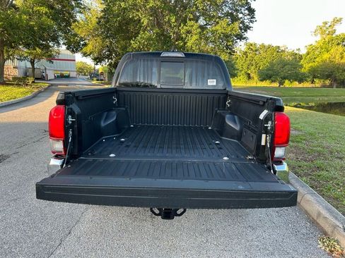 Used 2023 Toyota Tacoma SR5 image 10