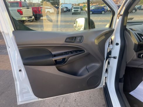 Used 2019 Ford Transit Connect XL FWD image 10