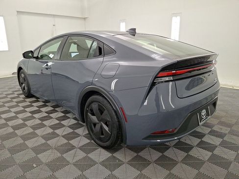 Used 2024 Toyota Prius LE image 21
