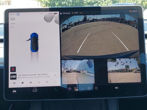 Used 2023 Tesla Model 3 Standard Range RWD image 23
