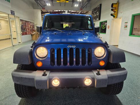 Used 2010 Jeep Wrangler Sport AWD/4WD image 3