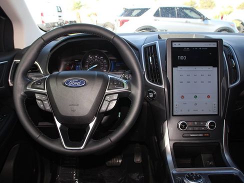 Certified 2023 Ford Edge SEL w/ Convenience Package AWD/4WD image 17