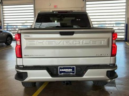 Used 2021 Chevrolet Silverado 1500 Custom image 6