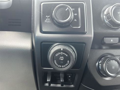 Used 2018 Ford F150 XLT w/ Equipment Group 302A Luxury image 21