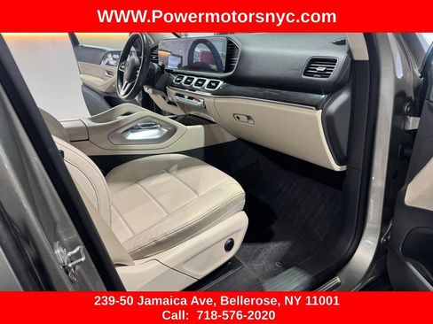 Used 2020 Mercedes-Benz GLE 350 w/ 3rd Row Seat Package image 23