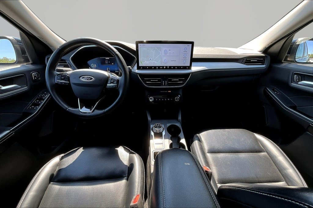 Used 2024 Ford Escape Platinum AWD/4WD image 9