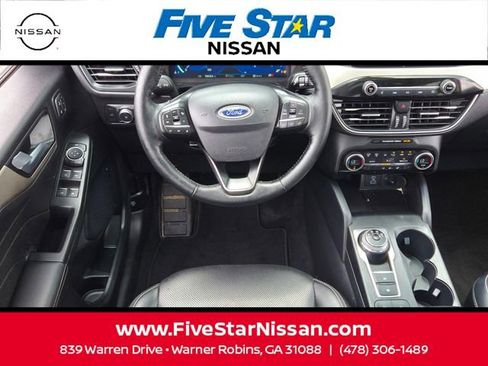 Used 2021 Ford Escape SEL w/ Technology Package FWD image 7