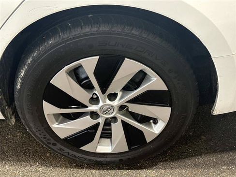 Used 2022 Nissan Altima 2.5 S FWD image 5