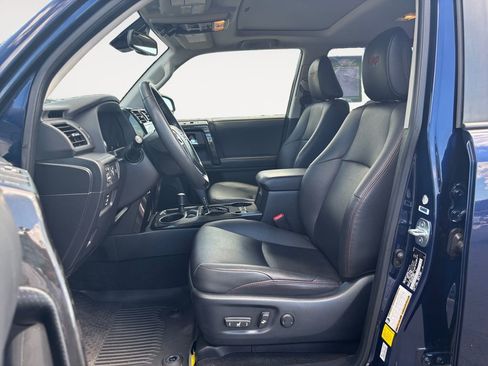 Used 2020 Toyota 4Runner Venture image 16
