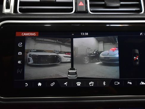 Used 2018 Land Rover Range Rover HSE AWD/4WD image 27