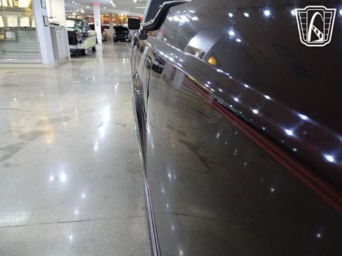 Used 1988 Lincoln Town Car image 38