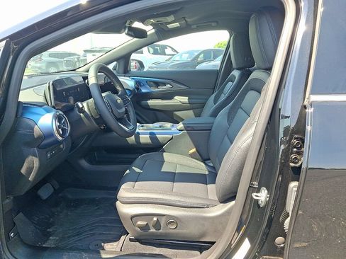 New 2026 Chevrolet Equinox EV LT FWD image 6
