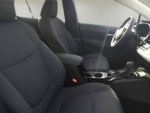 Used 2020 Toyota Corolla LE w/ LE Convenience Package FWD image 25