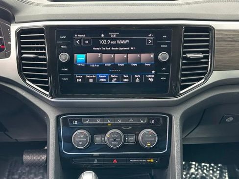 Certified 2023 Volkswagen Atlas SE AWD/4WD image 33