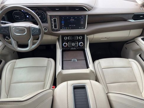 Used 2021 GMC Yukon Denali w/ Denali Ultimate Package image 26