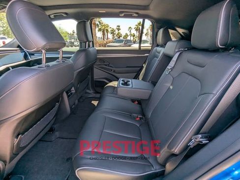 New 2025 Jeep Wagoneer S Limited image 28