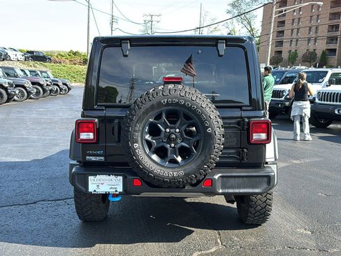 Used 2023 Jeep Wrangler Unlimited w/ Sun & Screen Package AWD/4WD image 6