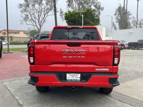 New 2026 GMC Sierra 1500 Elevation image 4