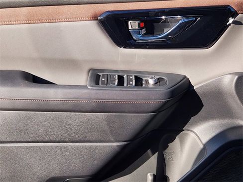 New 2025 Subaru Forester Sport image 18