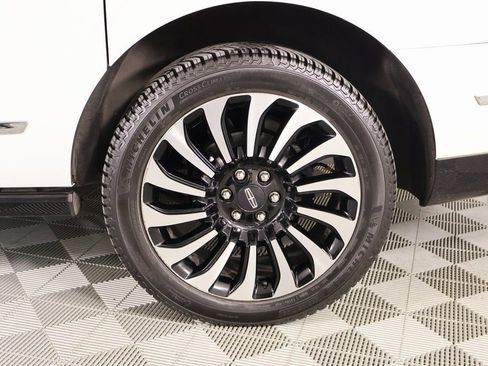 Used 2023 Lincoln Navigator L Black Label image 21