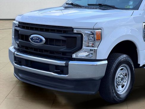 Used 2022 Ford F250 XL w/ Power Equipment Group image 29