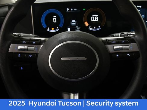 Used 2025 Hyundai Tucson SE AWD/4WD image 11