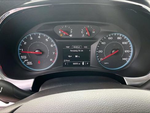 Used 2020 Chevrolet Traverse LS FWD image 17