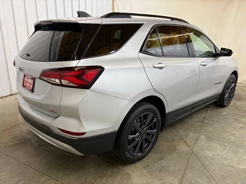 Used 2022 Chevrolet Equinox RS FWD image 6