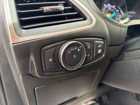 Certified 2022 Ford Edge SEL w/ Convenience Package image 22