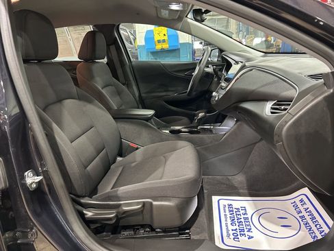 Used 2023 Chevrolet Malibu LT FWD image 33