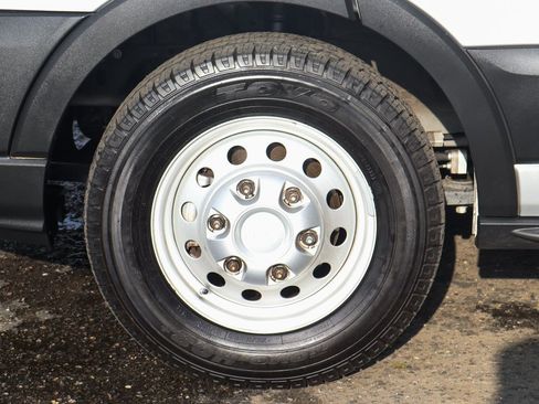 Used 2021 Ford Transit 350 XL image 40