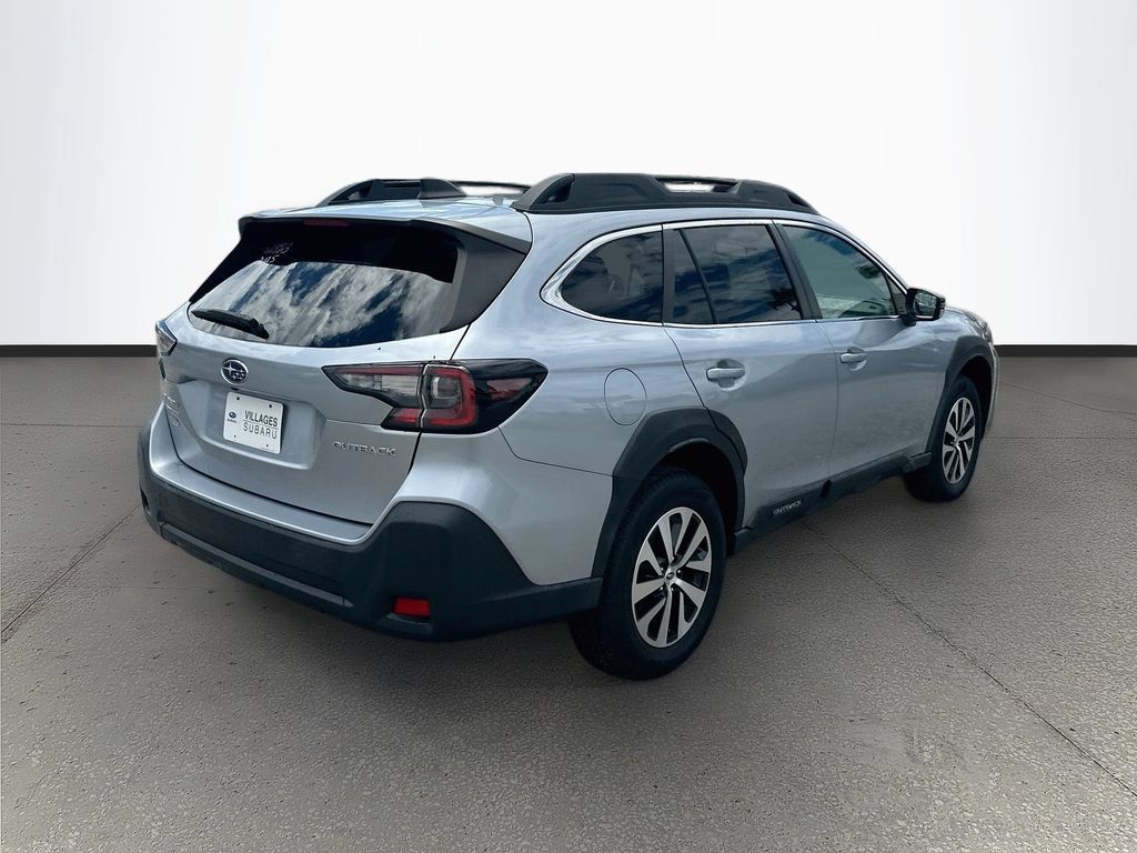 Certified 2025 Subaru Outback Premium AWD/4WD image 7
