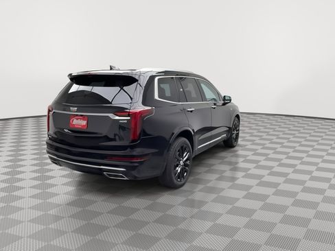 Used 2024 Cadillac XT6 Premium Luxury w/ Technology Package AWD/4WD image 43