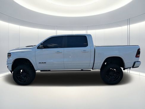 Used 2022 RAM 1500 Laramie AWD/4WD image 7