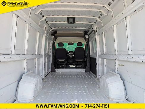 Used 2025 RAM ProMaster 3500 w/ Convenience Group FWD image 12