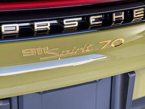 Used 2026 Porsche 911 Carrera 4 GTS image 31