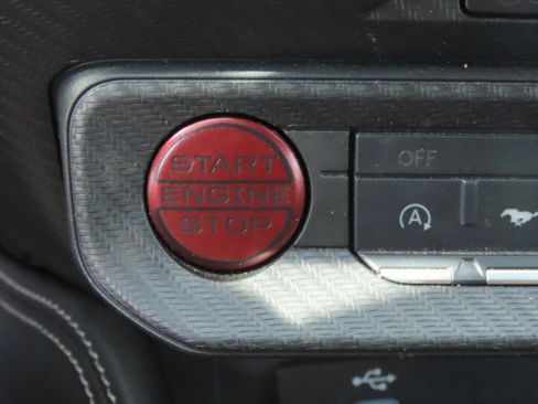 Used 2025 Ford Mustang GT Premium RWD image 22
