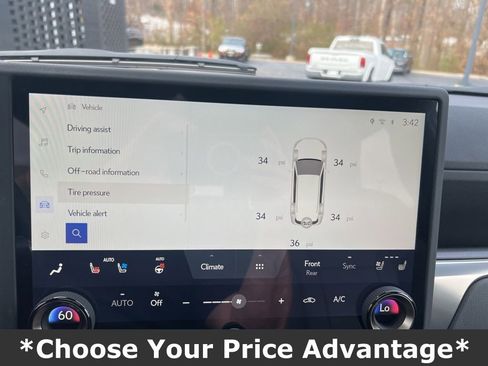 Used 2024 Lexus GX 550 w/ Accessory Package (Z1) image 75