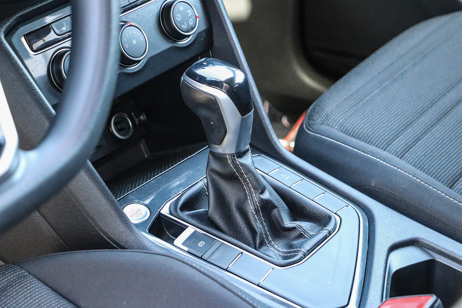 Used 2022 Volkswagen Tiguan S FWD image 21