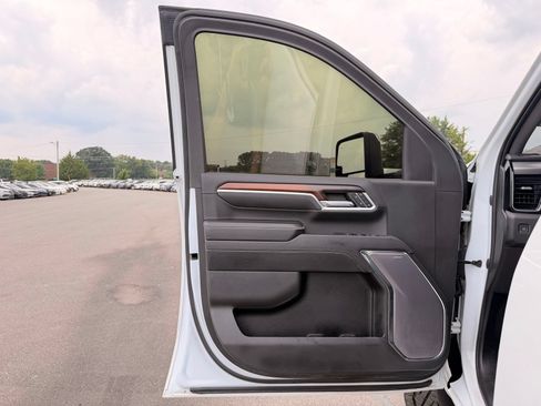 Used 2024 GMC Sierra 2500 Denali w/ Denali Reserve Package AWD/4WD image 20