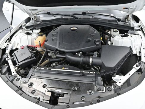 Used 2020 Chevrolet Camaro LT w/ RS Package image 27