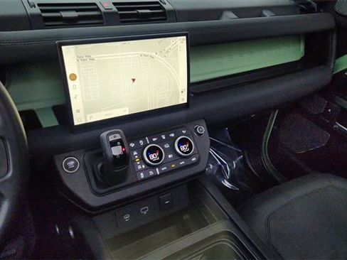 Used 2023 Land Rover Defender 110 75th Limited Edition image 39