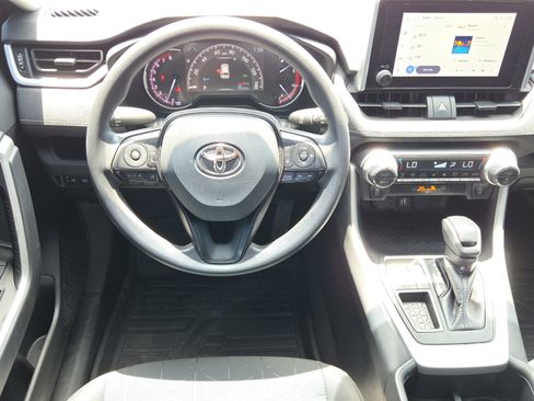 Used 2023 Toyota RAV4 XLE w/ Convenience Package FWD image 12