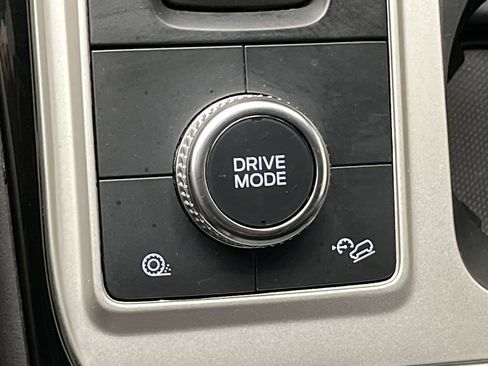 Certified 2023 Ford Explorer ST-Line w/ Class IV Trailer Tow Package image 19