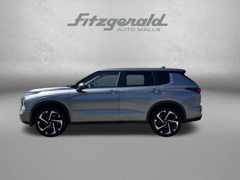 Used 2024 Mitsubishi Outlander SE AWD/4WD image 4