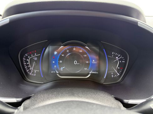 Used 2019 Hyundai Santa Fe AWD image 11