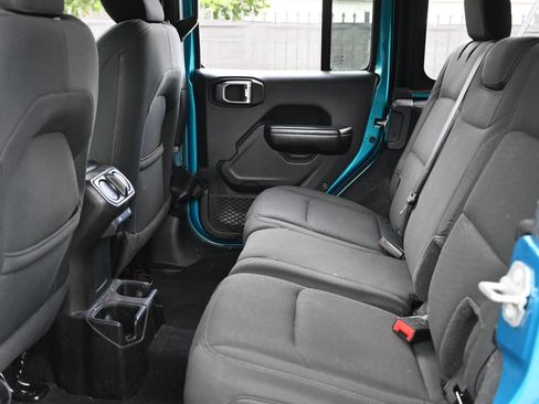 Used 2020 Jeep Wrangler Unlimited Sport S AWD/4WD image 17