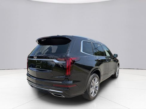 Used 2024 Cadillac XT6 Premium Luxury w/ Technology Package AWD/4WD image 10