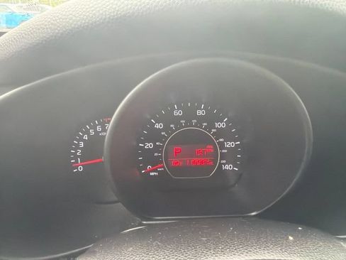 Used 2014 Kia Soul FWD image 19